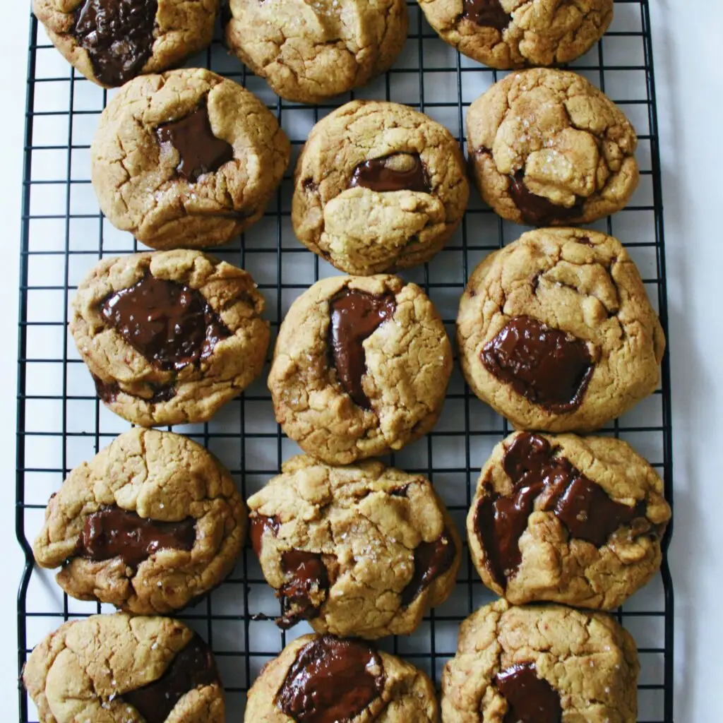 vegan chocolate chip cookies